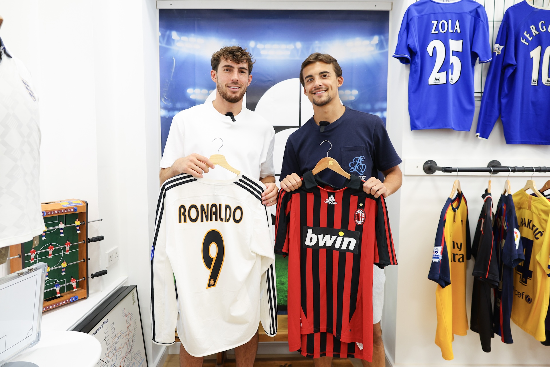The Lads go Shirt Shopping!