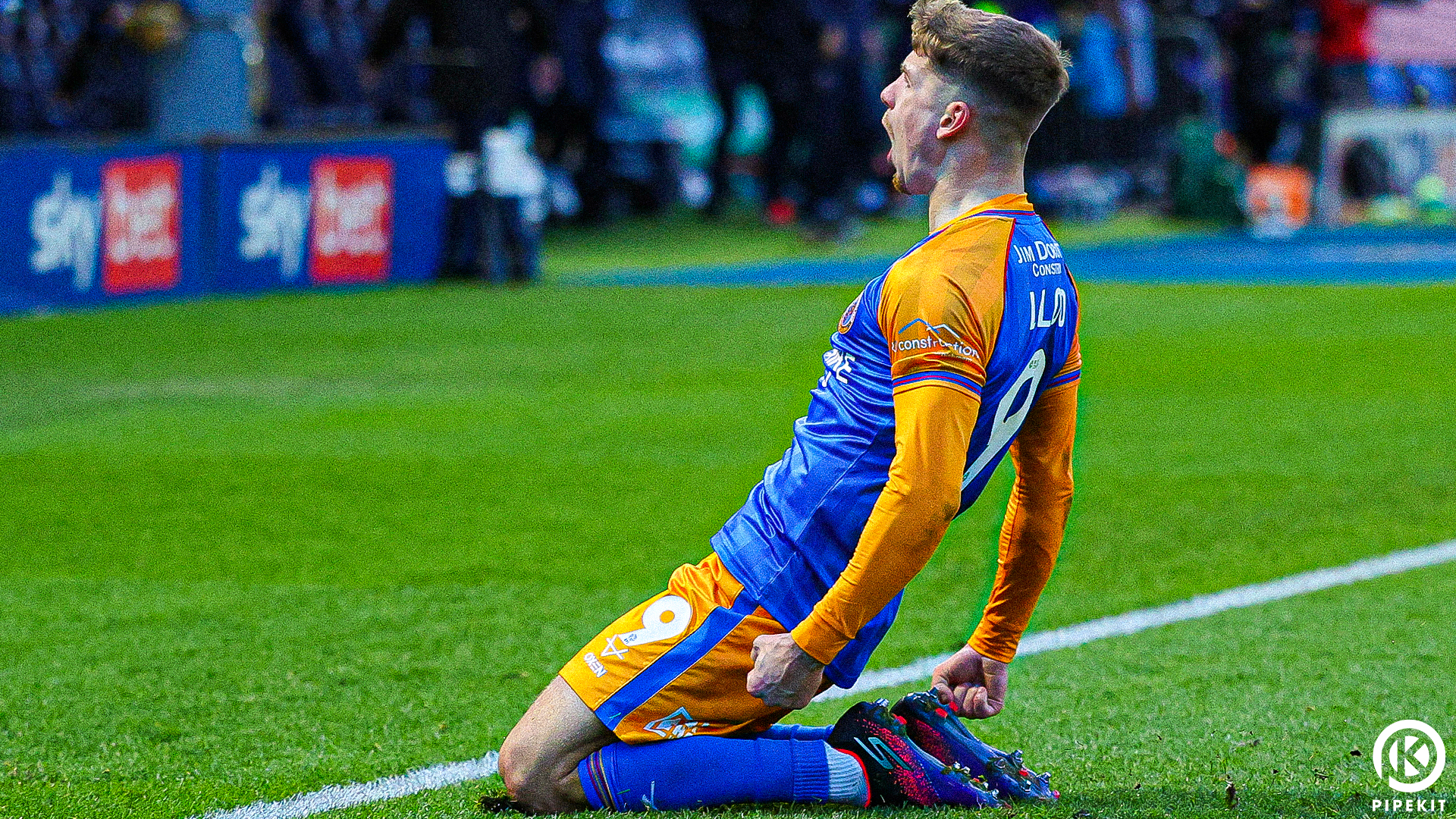 George Lloyd selected for EFL League Two Team of the Week!